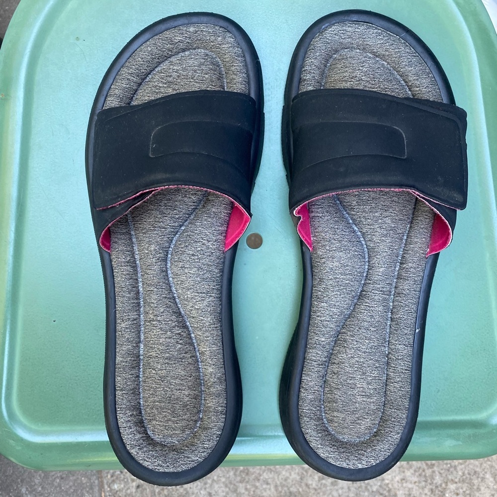 COPY - Women’s 7/8 Slides